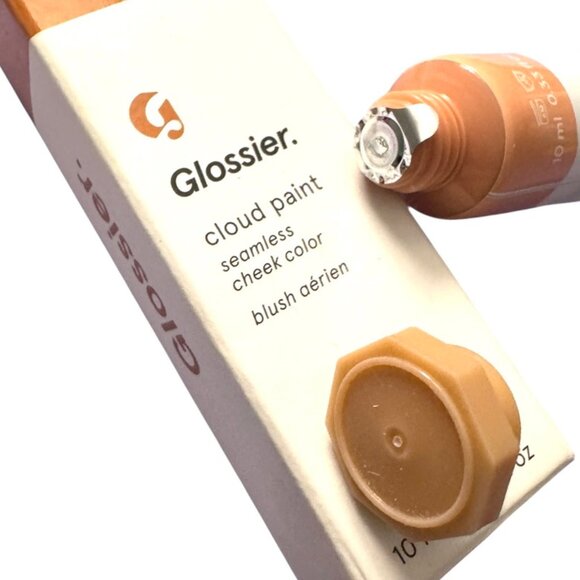 NewGlossier Cloud Paint Blush in Dusk, brownish nude Gel Cream formula, NIB - Picture 3 of 4